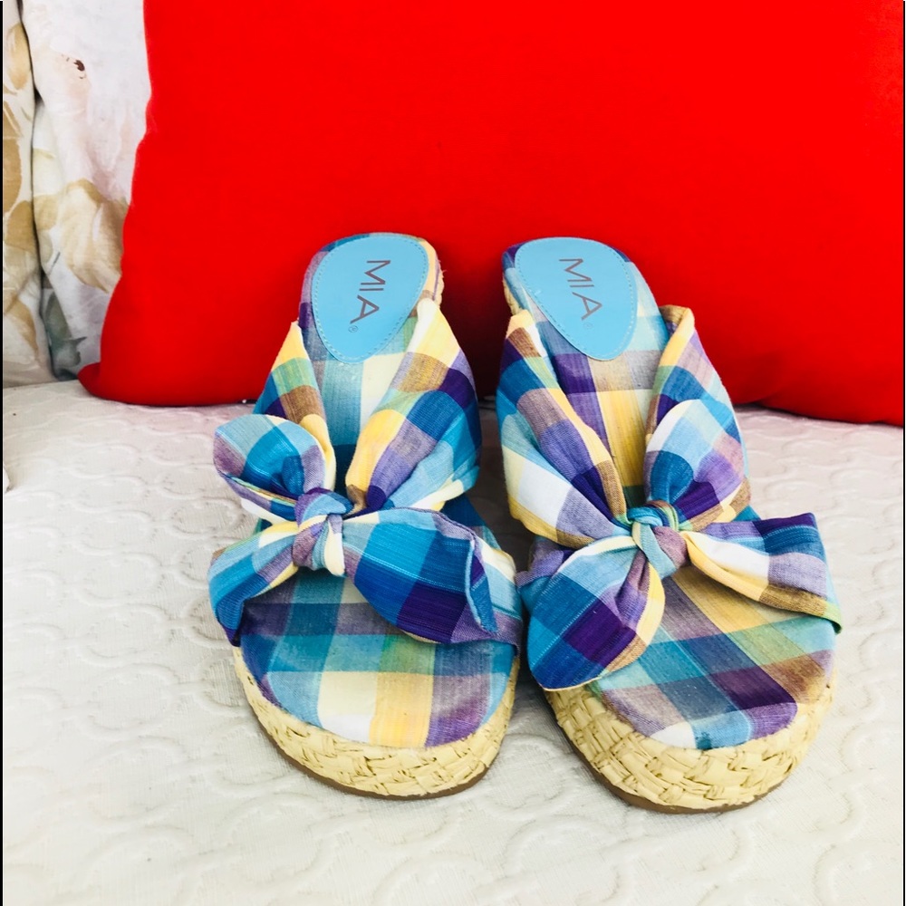Mia Bahama Fabric Plaid Straw Woven Wedge
